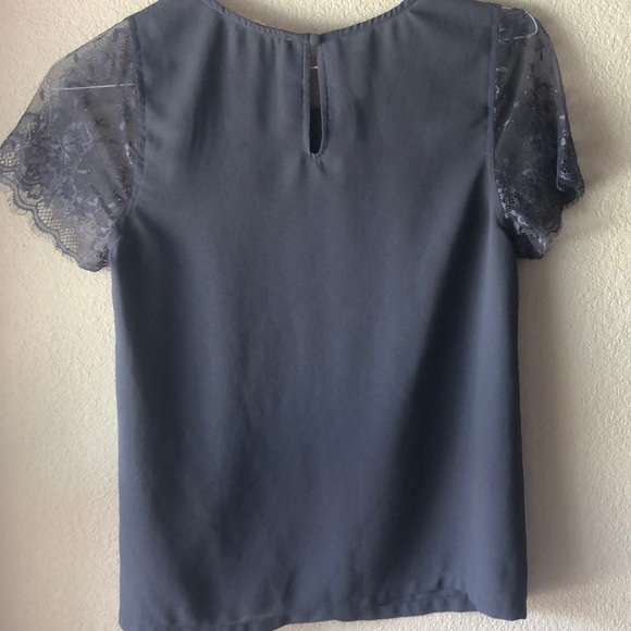 41 Hawthorne Gray Blouse with Lace Short-Sleeves - Picture 3 of 4